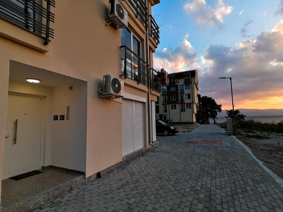 Apartment Ema Ohrid Bagian luar foto