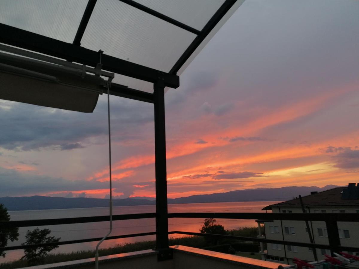 Apartment Ema Ohrid Bagian luar foto