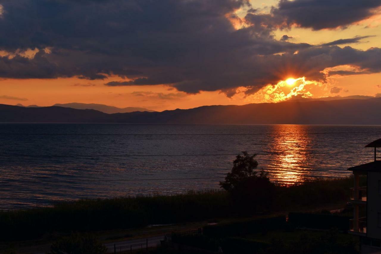 Apartment Ema Ohrid Bagian luar foto